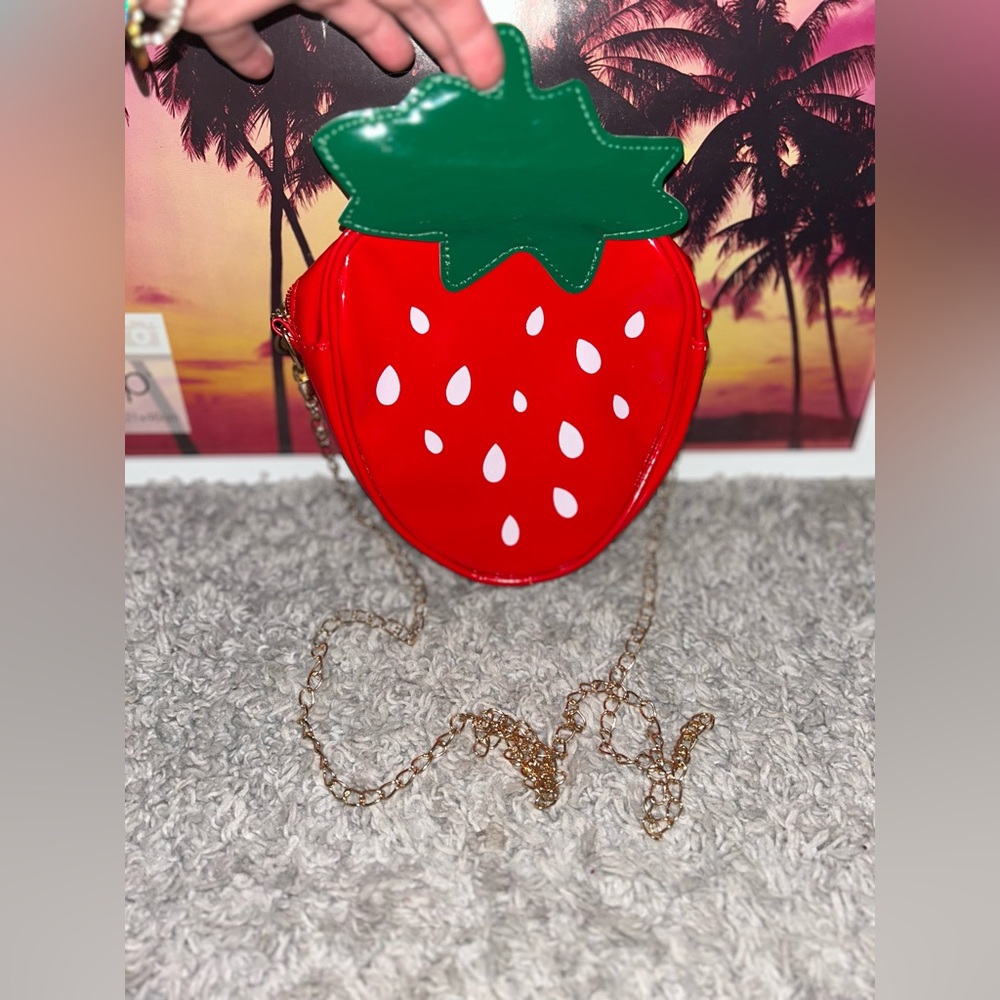Strawberry-Shaped Red Crossbody Bag
